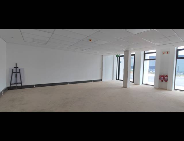 495M² WAREHOUSE TO LET IN HIGHVELD